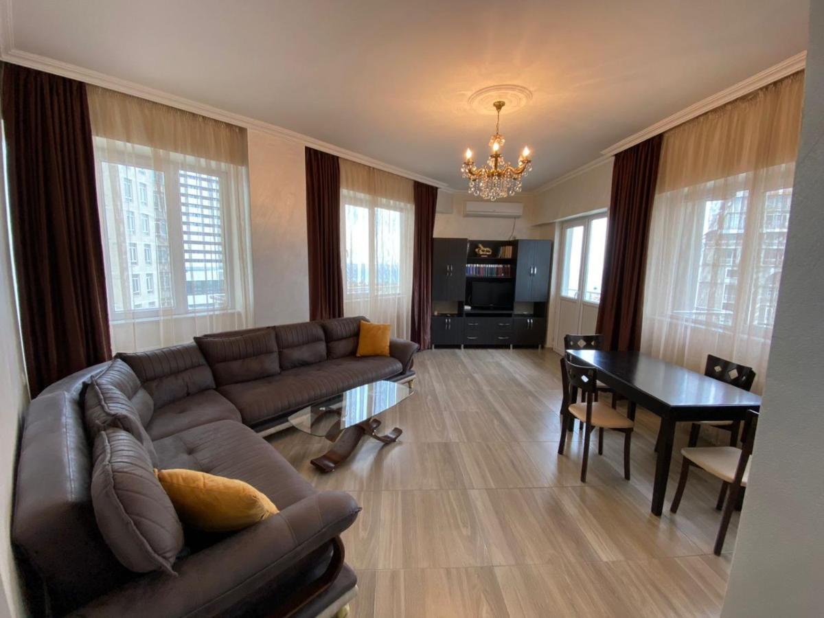 Gorgiladze Black Sea Apartment 巴统 外观 照片