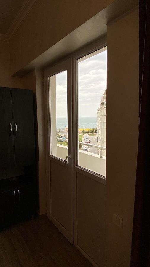 Gorgiladze Black Sea Apartment 巴统 外观 照片