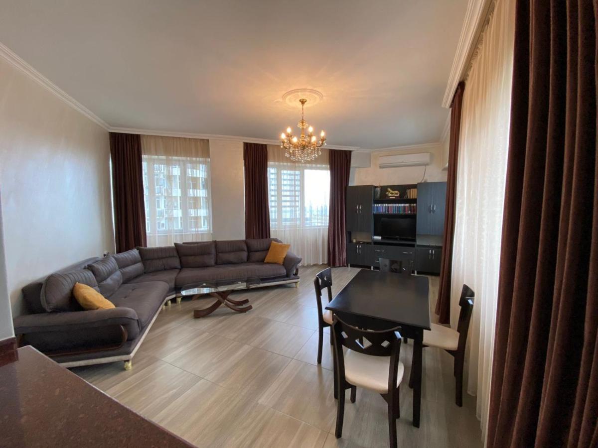 Gorgiladze Black Sea Apartment 巴统 外观 照片
